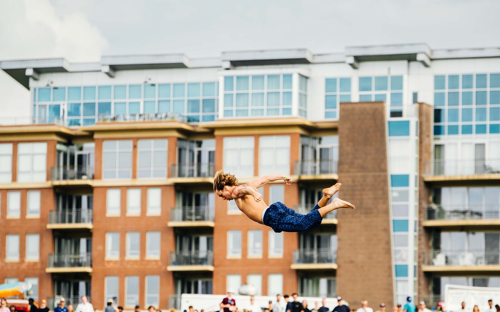 2025 River Games recap — high diving, wakesurf, and the festival crowd on the Tennessee River