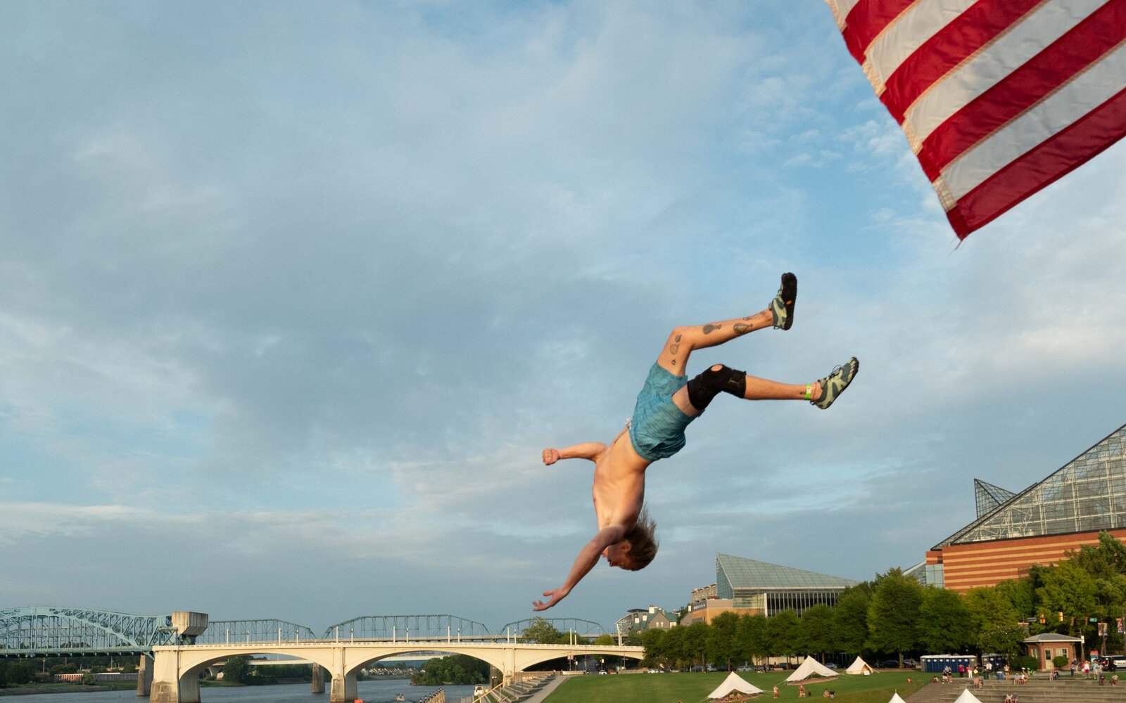 Mini-Tramp Diving